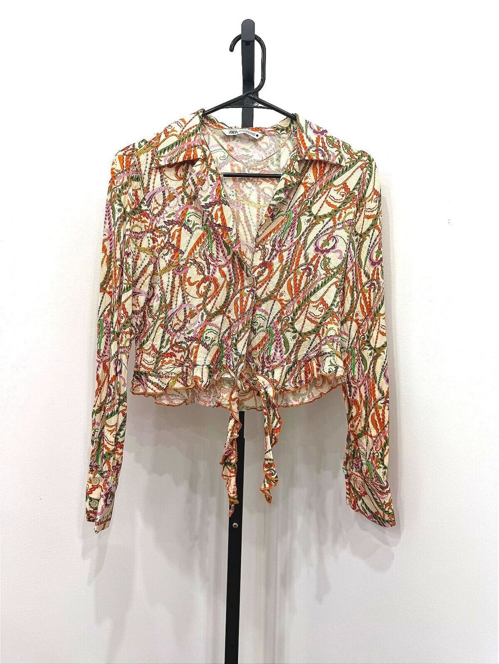 ZARA XS Women's Long Sleeve Tie-Front Blouse with Multicolor Chain Print
